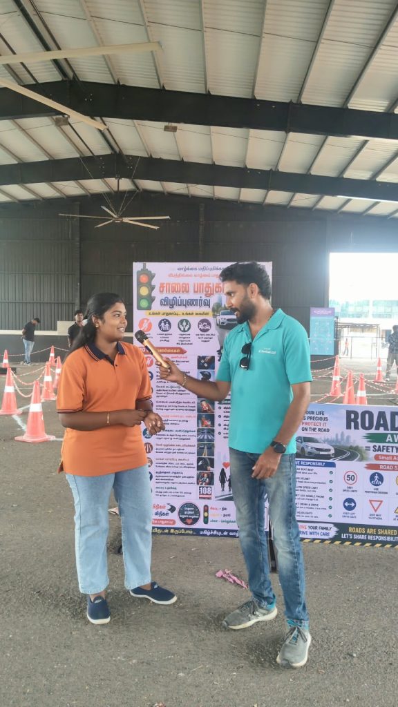 Driver Safter women empowerment by Bajaj 4